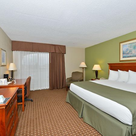 Surestay Plus Hotel By Best Western Raleigh North Downtown מראה חיצוני תמונה