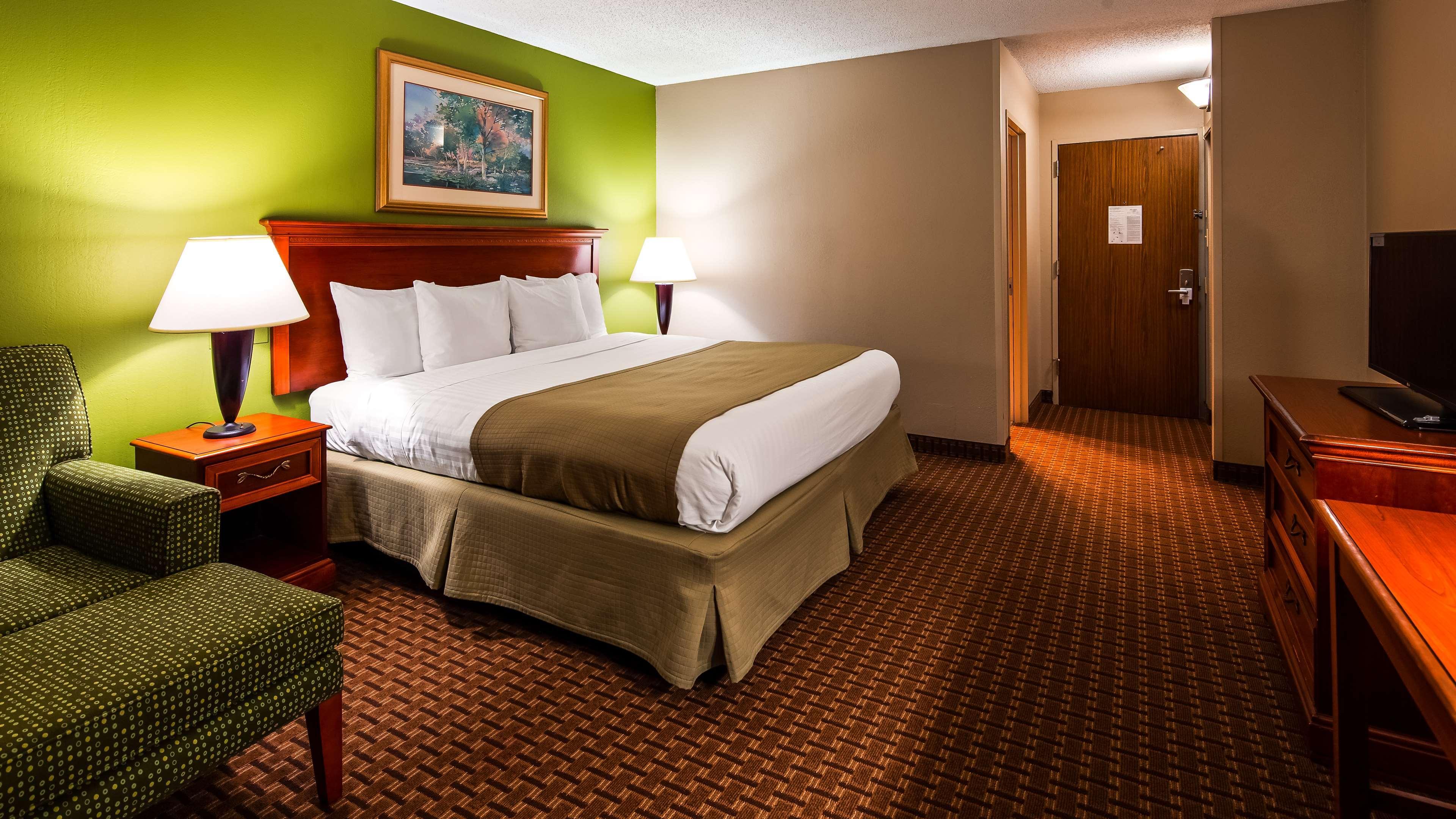 Surestay Plus Hotel By Best Western Raleigh North Downtown מראה חיצוני תמונה