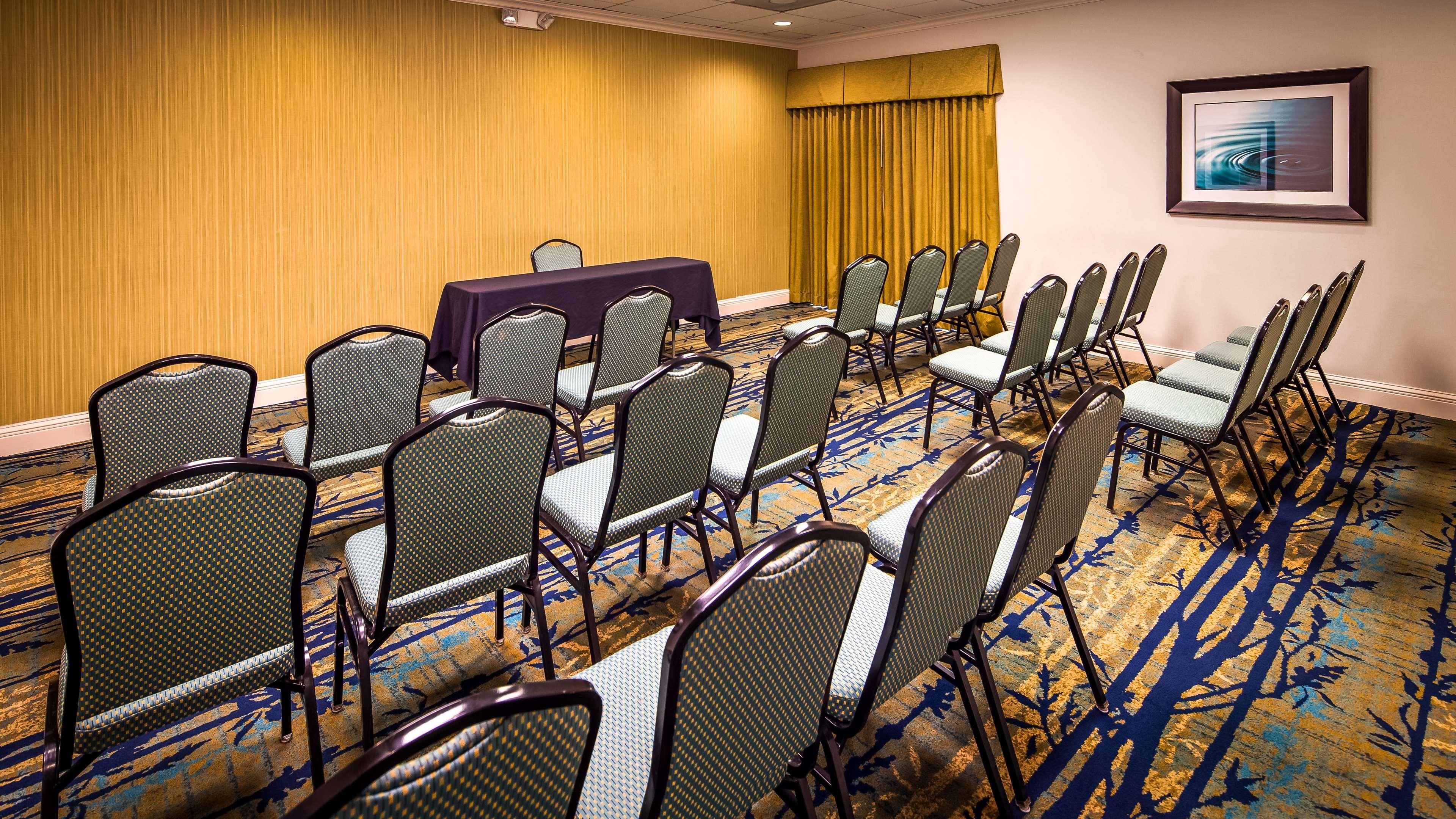 Surestay Plus Hotel By Best Western Raleigh North Downtown מראה חיצוני תמונה