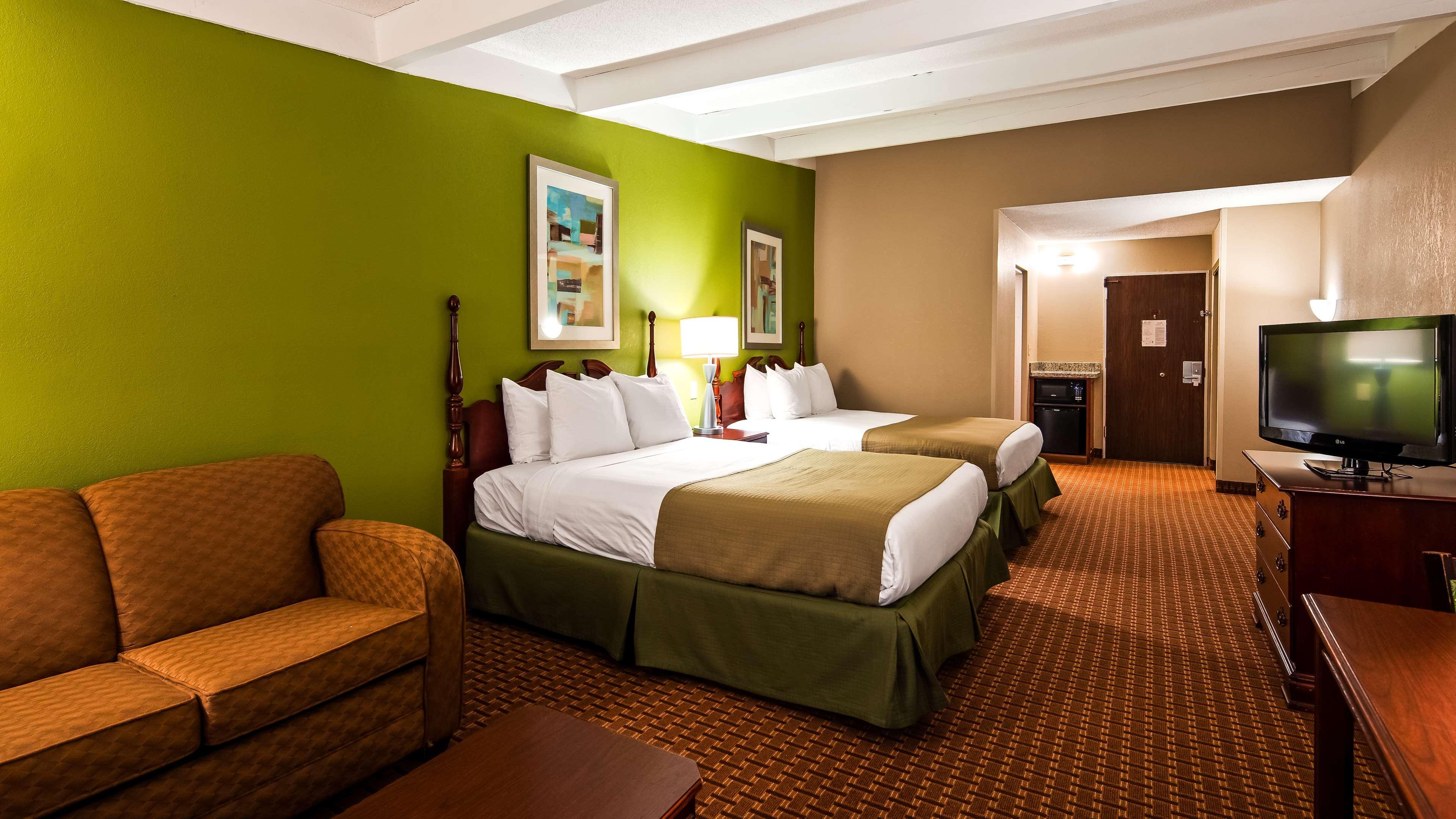 Surestay Plus Hotel By Best Western Raleigh North Downtown מראה חיצוני תמונה