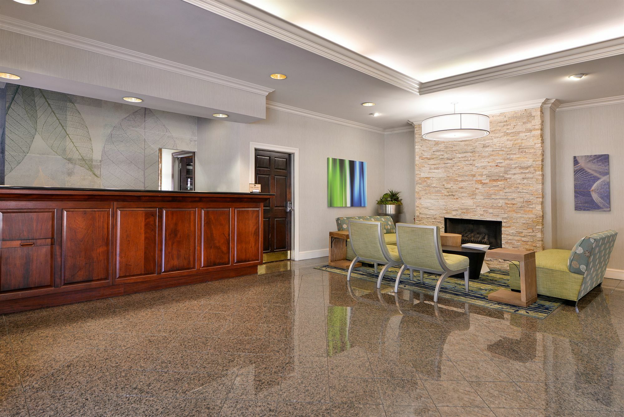 Surestay Plus Hotel By Best Western Raleigh North Downtown מראה חיצוני תמונה